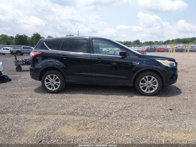 2017 FORD ESCAPE SE 14