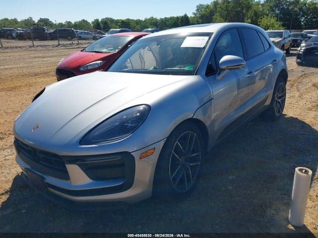 2023 PORSCHE MACAN T 2