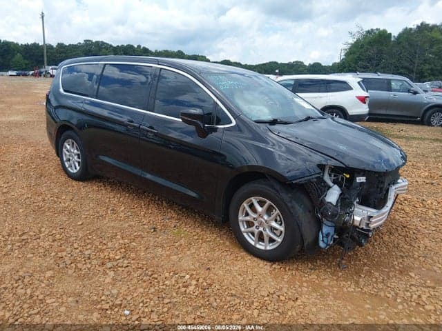 2024 CHRYSLER PACIFICA TOURING 1