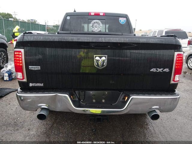 2018 RAM 1500 LARAMIE 4X4 5'7 BOX 17