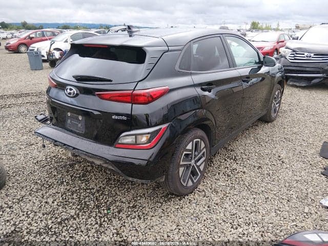 2023 HYUNDAI KONA ELECTRIC SE 4