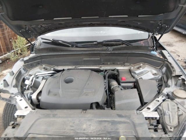2016 VOLVO XC90 T5 10