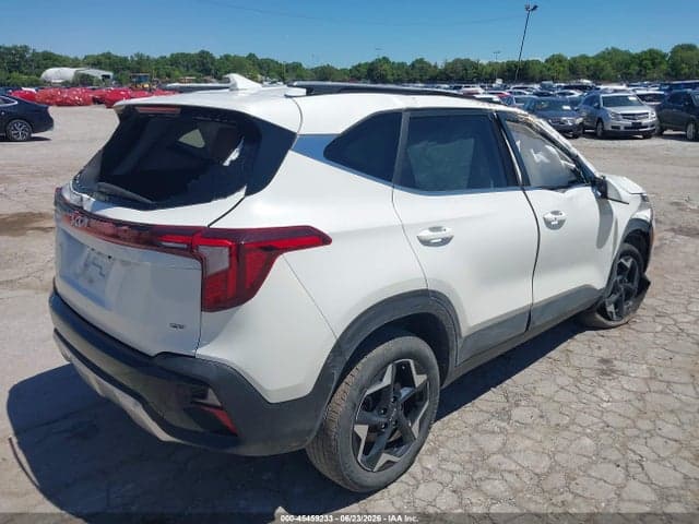 2024 KIA SELTOS EX 4