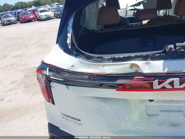 2024 KIA SELTOS EX 6