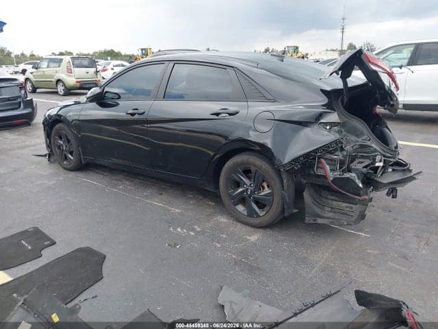 2023 HYUNDAI ELANTRA SEL 3
