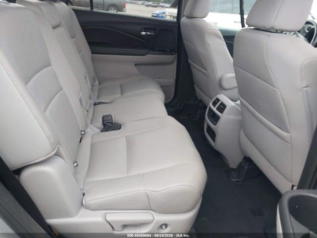 2017 HONDA PILOT EX-L 8