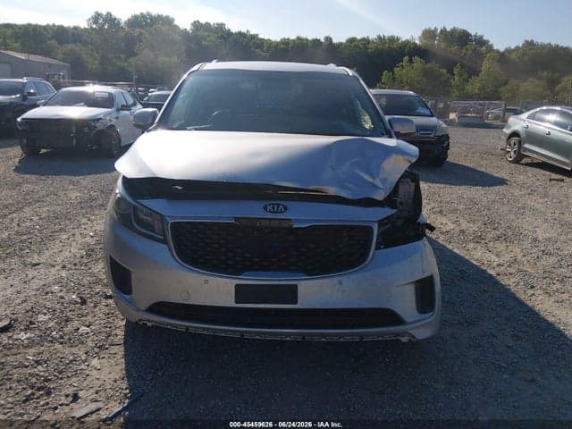 2017 KIA SEDONA LX 12