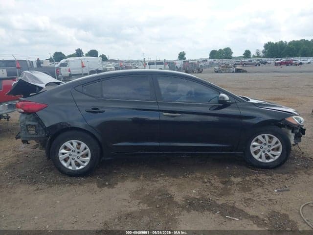 2017 HYUNDAI ELANTRA SE 13