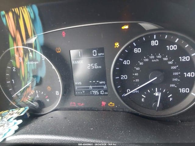 2017 HYUNDAI ELANTRA SE 7