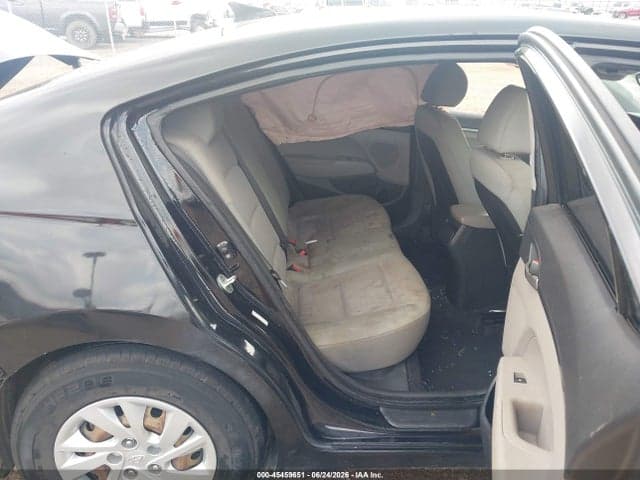 2017 HYUNDAI ELANTRA SE 8