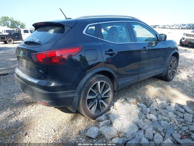 2017 NISSAN ROGUE SPORT SL 4