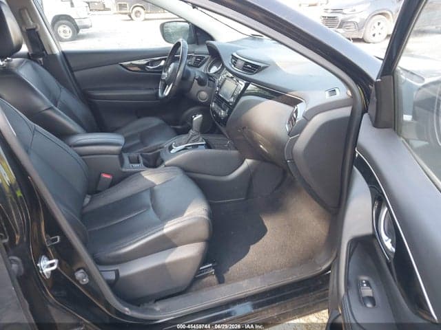 2017 NISSAN ROGUE SPORT SL 5