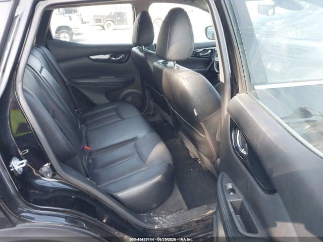 2017 NISSAN ROGUE SPORT SL 8
