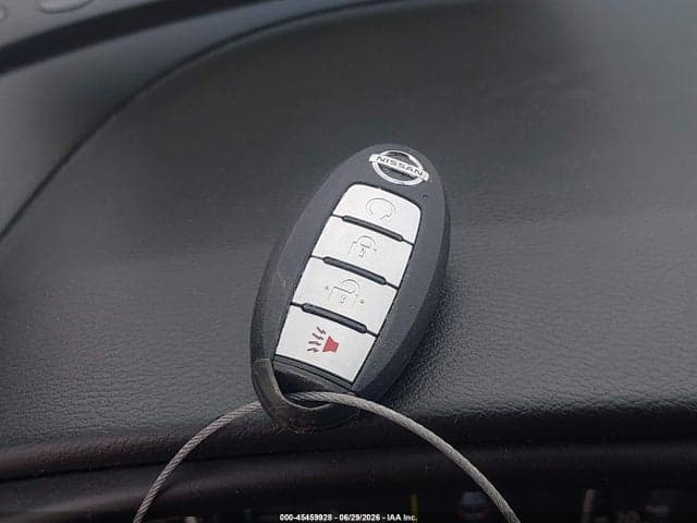 2019 NISSAN KICKS SV 11