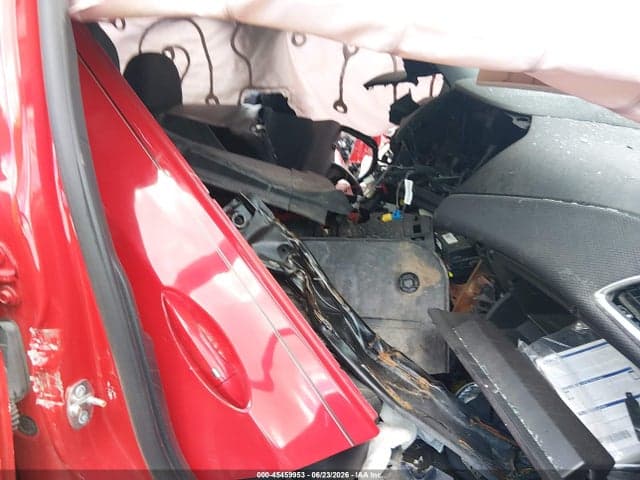 2017 CHEVROLET CRUZE LT AUTO 5