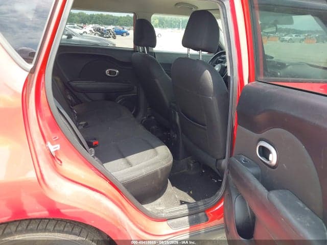 2017 KIA SOUL + 8