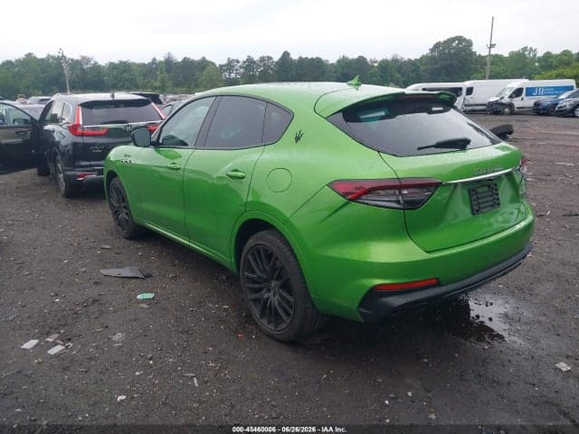 2023 MASERATI LEVANTE MODENA 3