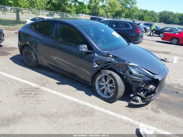 2024 TESLA MODEL Y - 1