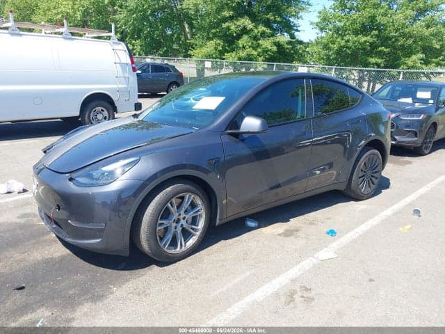 2024 TESLA MODEL Y 3