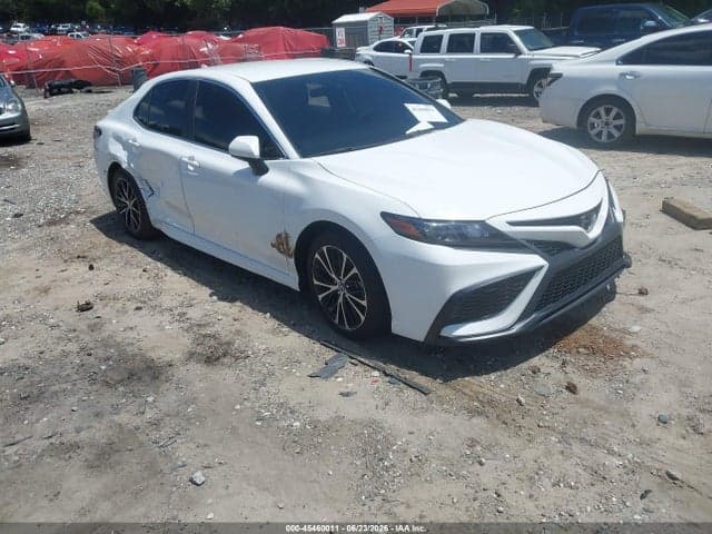 2024 TOYOTA CAMRY SE 1