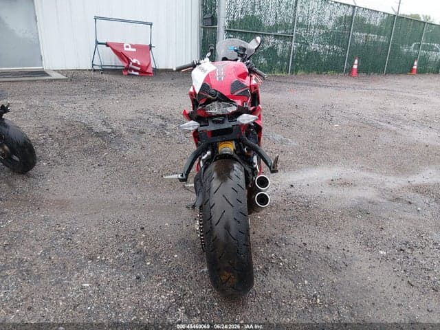 2023 DUCATI SUPERSPORT 6