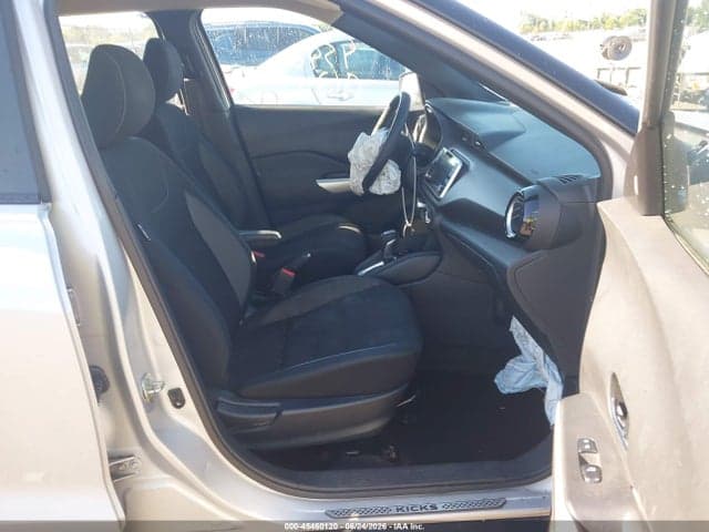 2020 NISSAN KICKS SV XTRONIC CVT 5