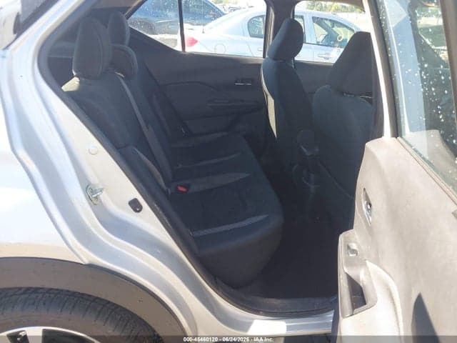 2020 NISSAN KICKS SV XTRONIC CVT 8