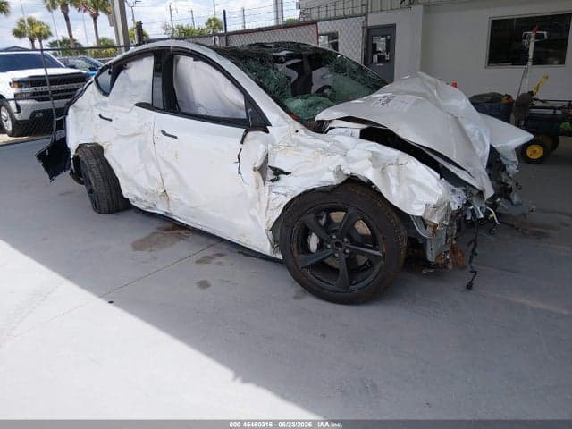 2026 TESLA MODEL Y 2