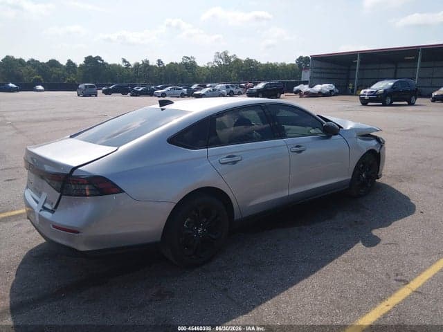 2025 HONDA ACCORD SE 4