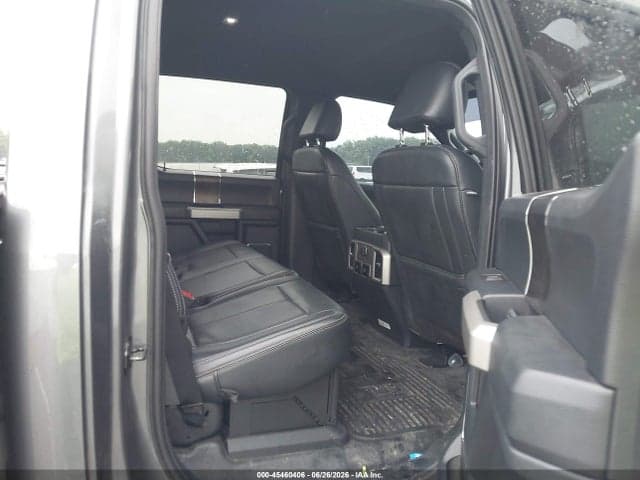 2022 FORD F-250 LARIAT 8