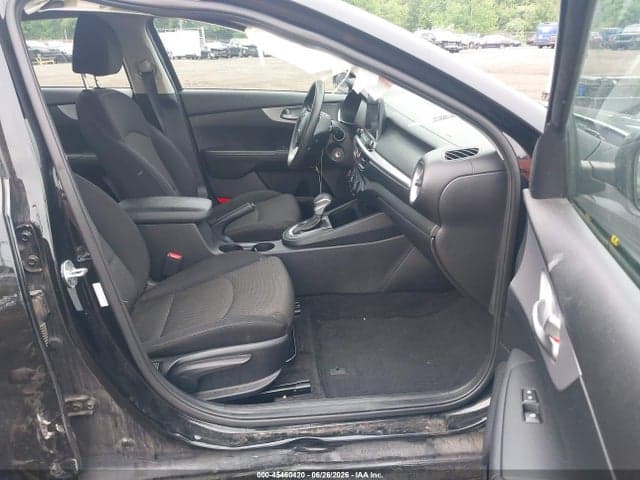 2022 KIA FORTE LXS 5