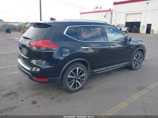 2017 NISSAN ROGUE SL 4