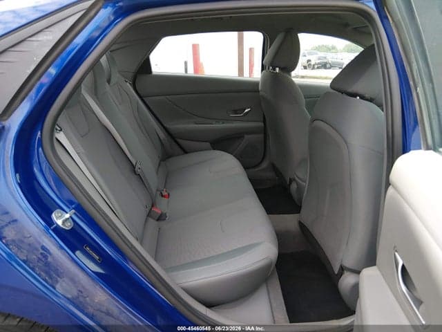 2021 HYUNDAI ELANTRA SE 8
