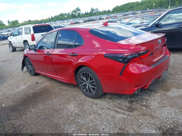2022 TOYOTA CAMRY SE HYBRID 3