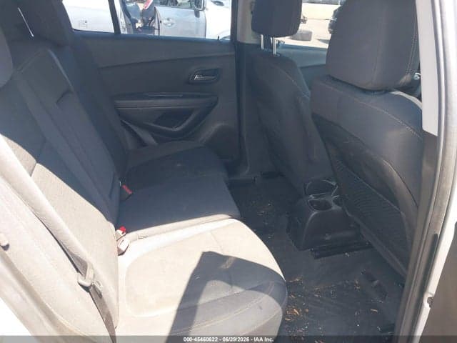 2017 CHEVROLET TRAX LS 8