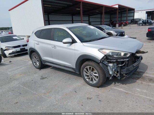 2017 HYUNDAI TUCSON SE - 1