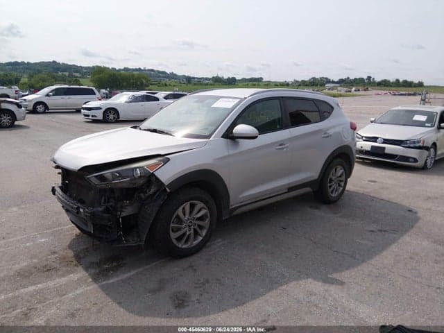 2017 HYUNDAI TUCSON SE 2