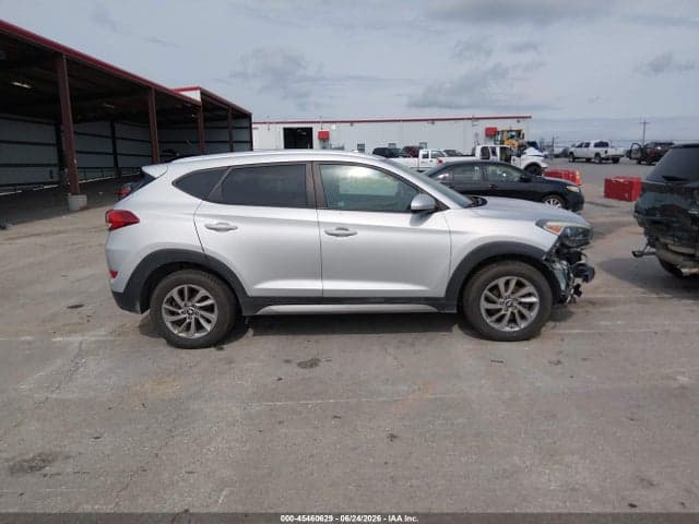 2017 HYUNDAI TUCSON SE 14