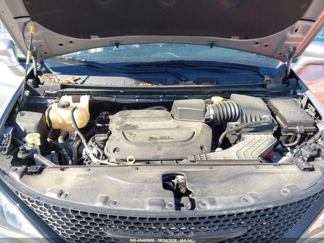 2020 CHRYSLER PACIFICA TOURING L 10