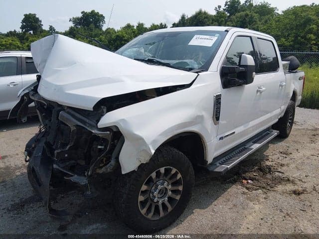 2020 FORD F-250 LARIAT 2