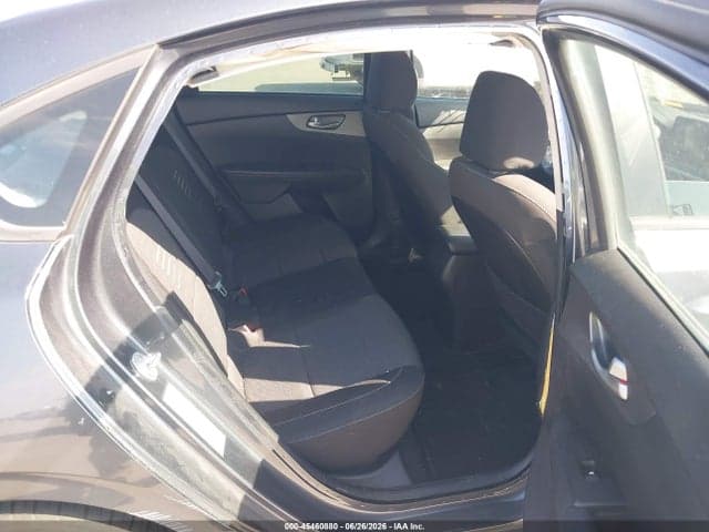 2021 KIA FORTE LXS 8