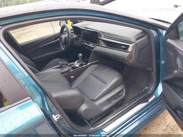 2025 TOYOTA CAMRY XSE 5