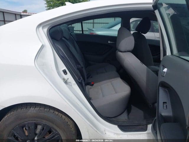 2017 KIA FORTE LX 8