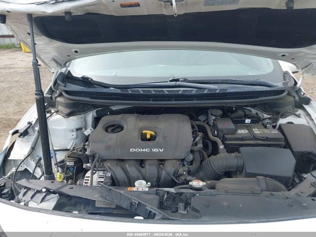 2017 KIA FORTE LX 10
