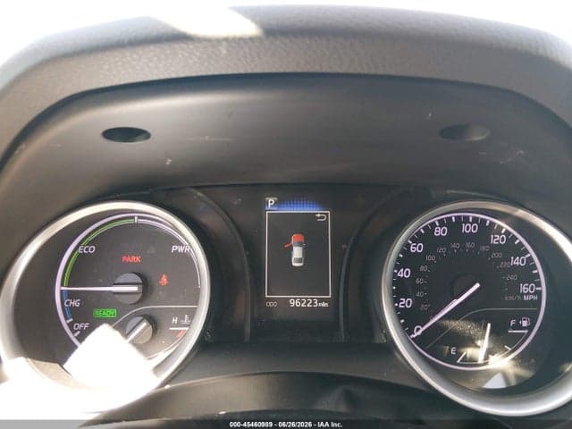 2021 TOYOTA CAMRY LE HYBRID 7