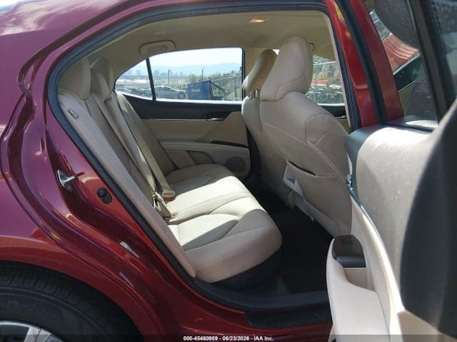 2021 TOYOTA CAMRY LE HYBRID 8