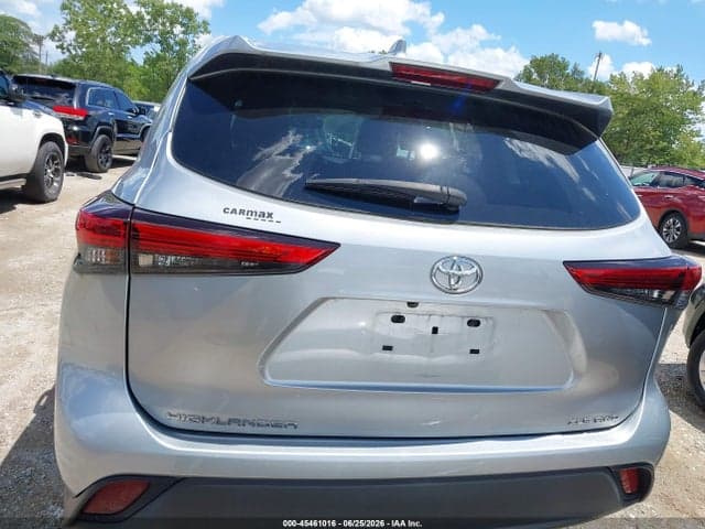 2020 TOYOTA HIGHLANDER XLE 16