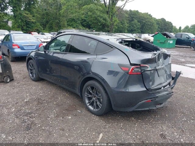 2025 TESLA MODEL Y LONG RANGE DUAL MOTOR ALL-WHEEL DRIVE 3
