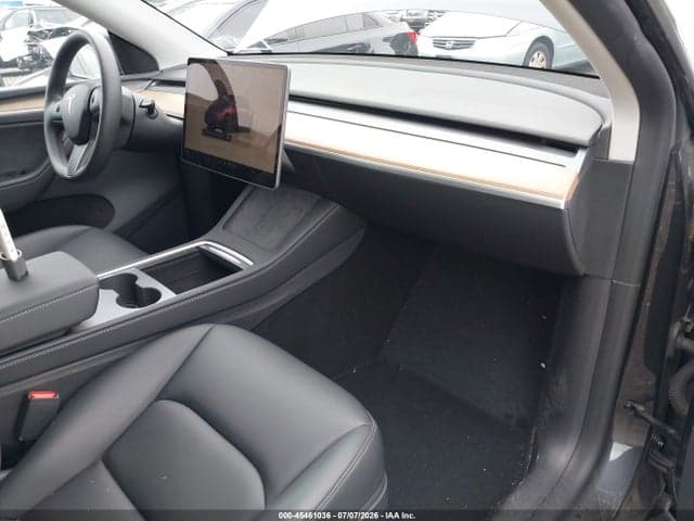 2025 TESLA MODEL Y LONG RANGE DUAL MOTOR ALL-WHEEL DRIVE 5