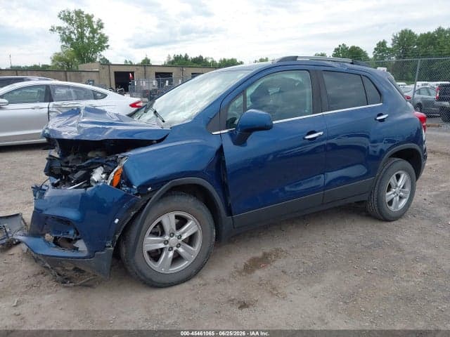 2020 CHEVROLET TRAX AWD LT 2